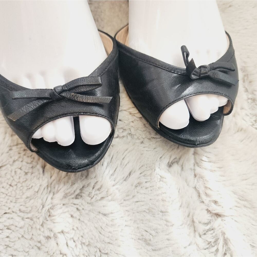 PRADA BLACK PEEP TOE FLAT SANDAL SIZE 35.5 (5.5) - Picture 3 of 9